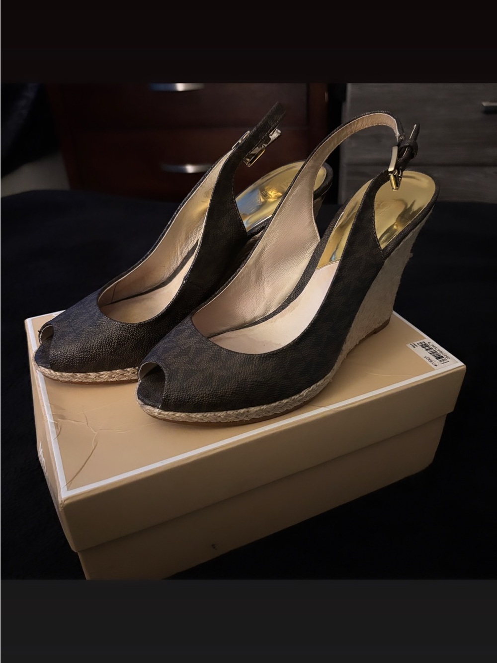 Michael Kors Brown Logo Tote with Espadrille Wedge Sandals heels size 7’5 heel!! - Picture 12 of 15